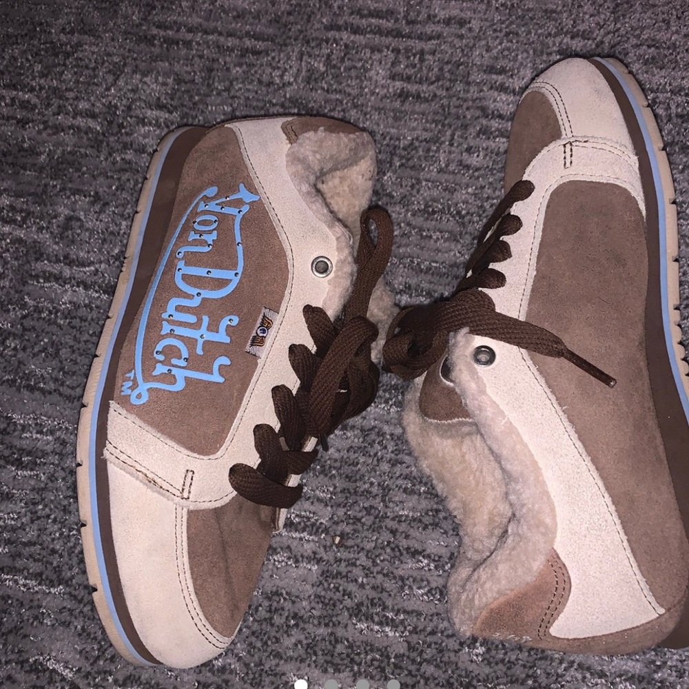 VINTAGE Y2k RARE VON DUTCH size 6 men